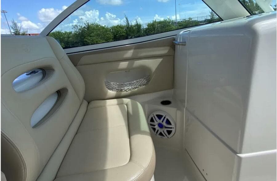 2018 Sailfish 325 DC