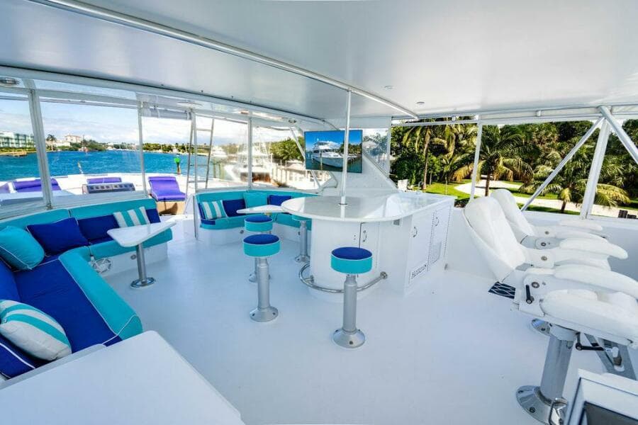 2003 Hatteras Cockpit MY