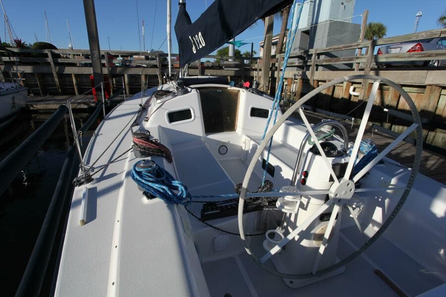 1996 J Boats 120