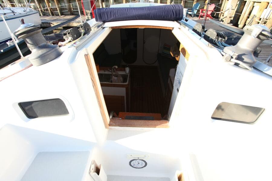 1996 J Boats 120