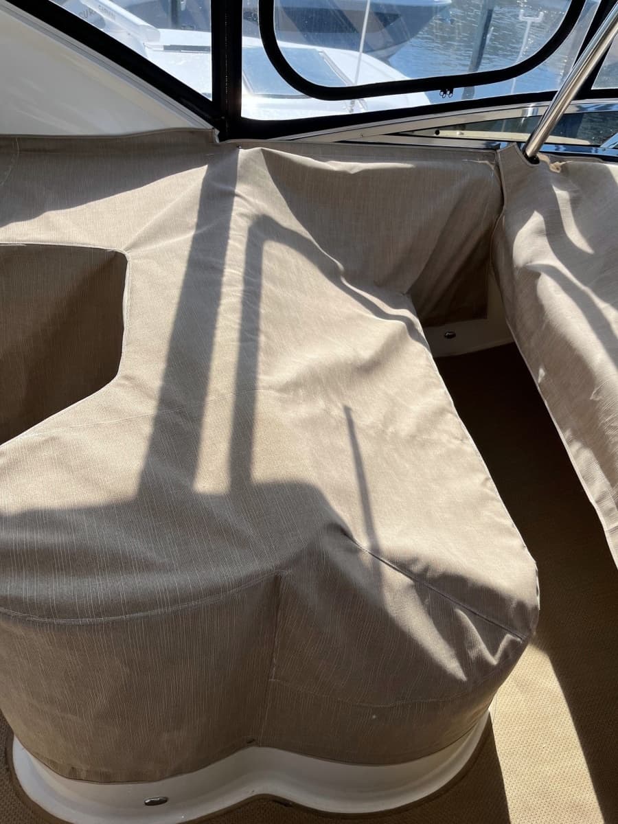 2013 Meridian 441 Sedan