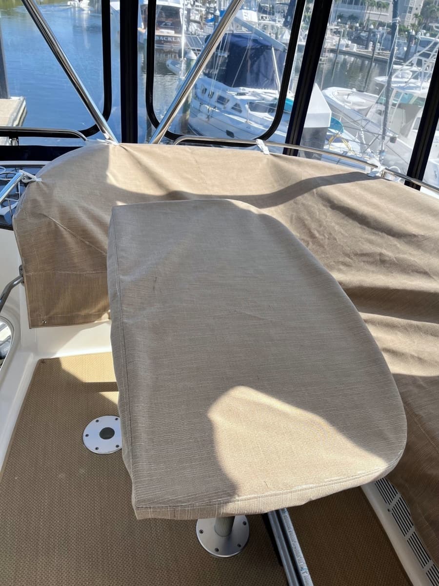 2013 Meridian 441 Sedan