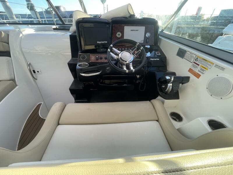 2016 Rinker 310 Express