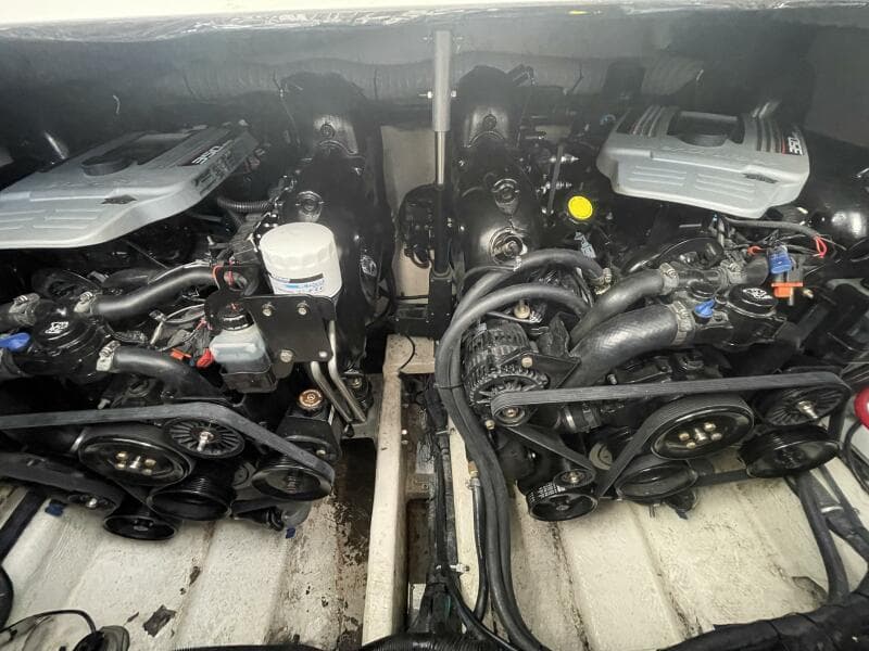 2016 Rinker 310 Express