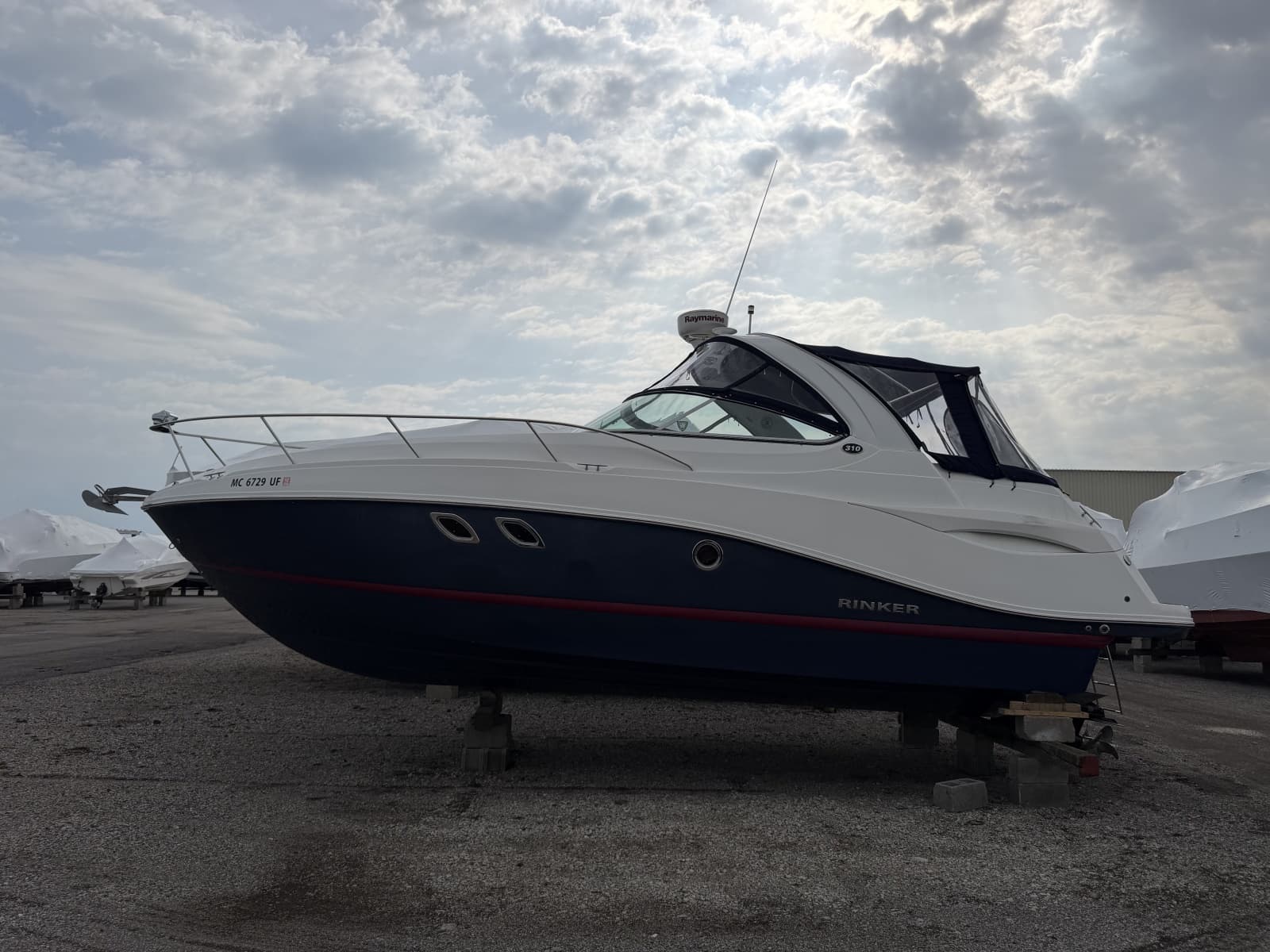 2016 Rinker 310 Express