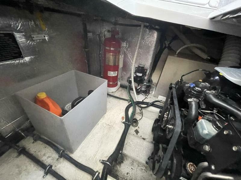 2016 Rinker 310 Express