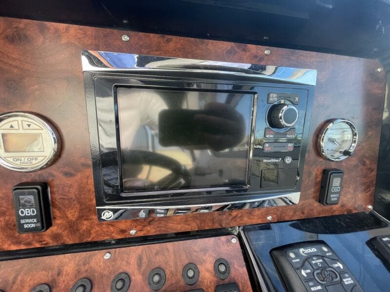 2016 Rinker 310 Express