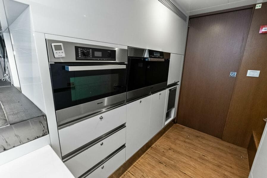 2014 Custom Line 100