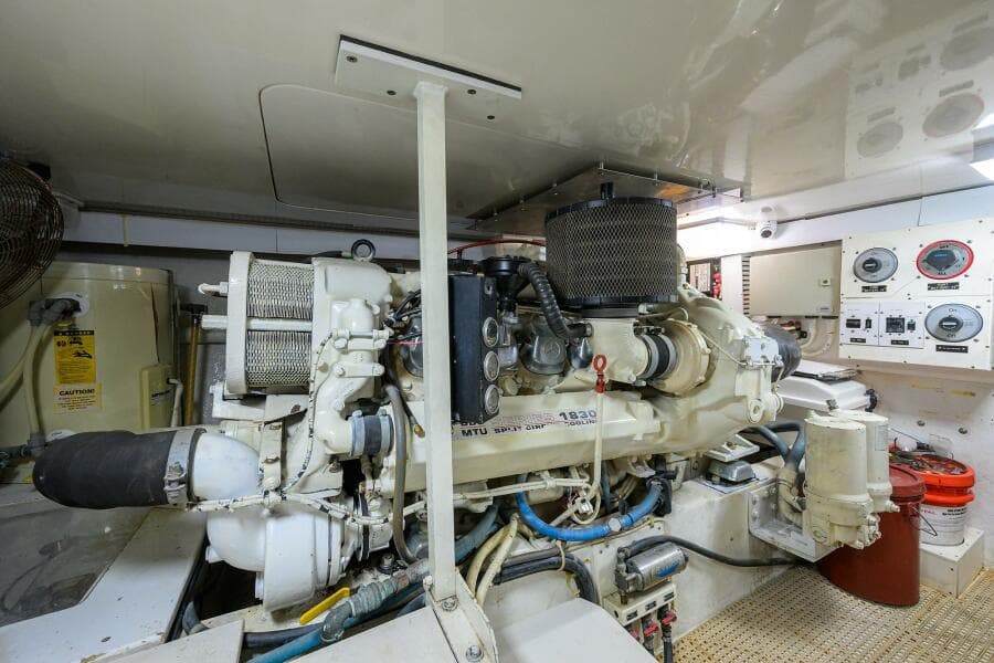 Post 50 SEANYLE - Engine Room