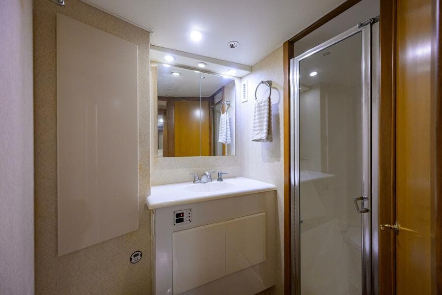 Post 50 SEANYLE - Guest/Day Head