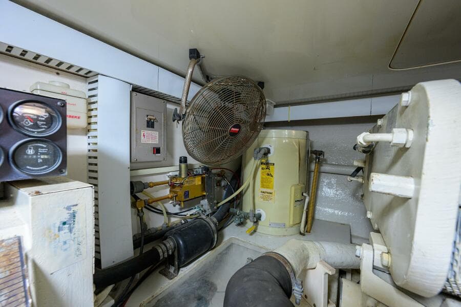 Post 50 SEANYLE - Engine Room