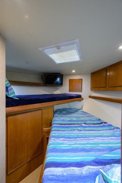 Post 50 SEANYLE - Guest Cabin - Bow