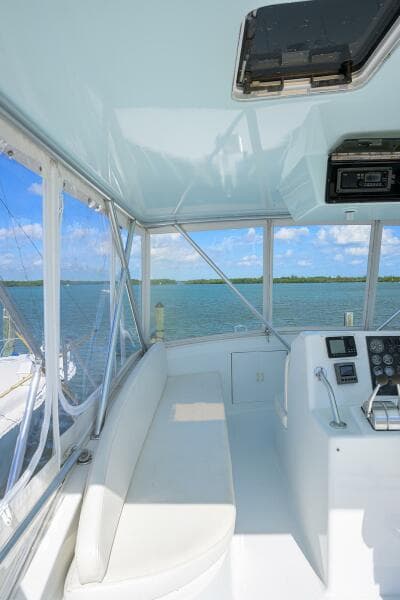 Post 50 SEANYLE - Flybridge- Helm