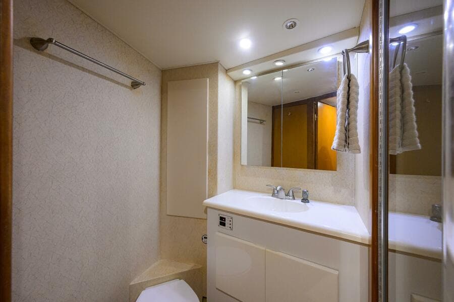 Post 50 SEANYLE - Guest/Day Head