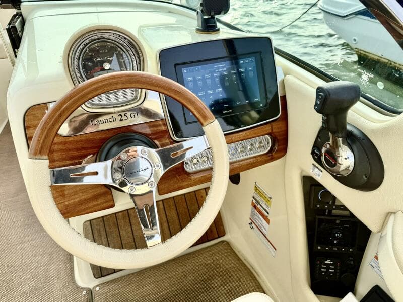 2022 Chris-Craft Launch 25 GT - Photo 18
