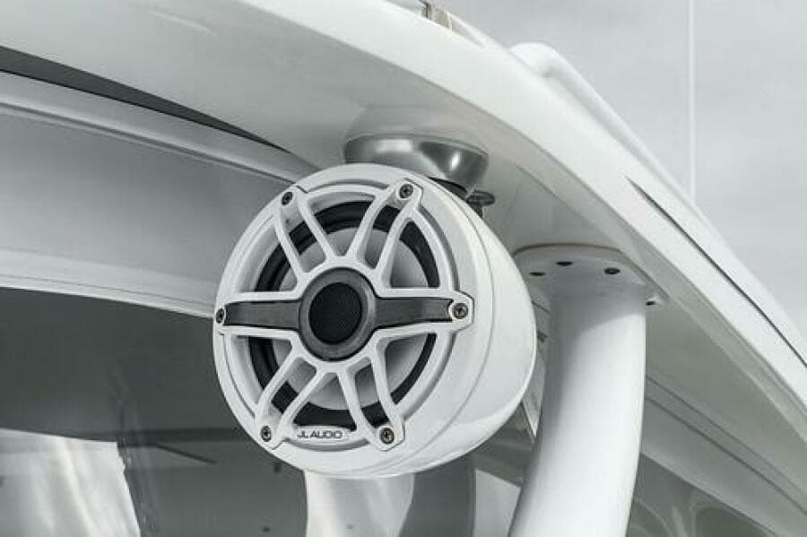 2022 Intrepid 477 Evolution