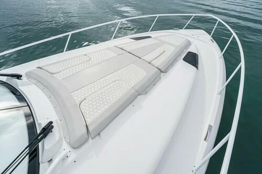 2022 Intrepid 477 Evolution