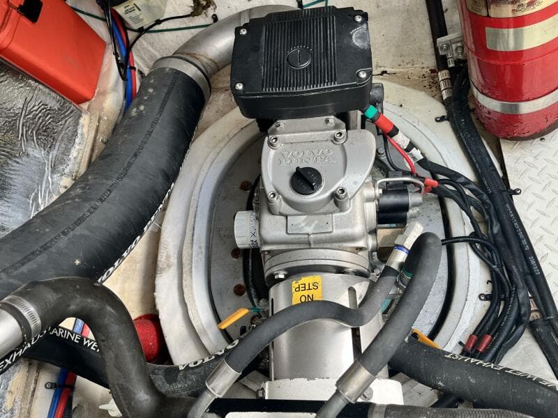 Cruisers 390 Sport Coupe