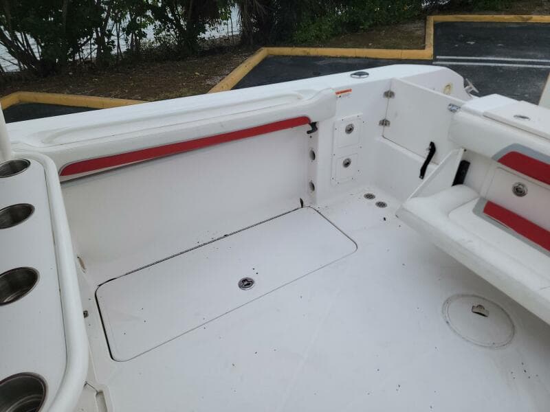 2008 Wellcraft 30 Scarab Sport