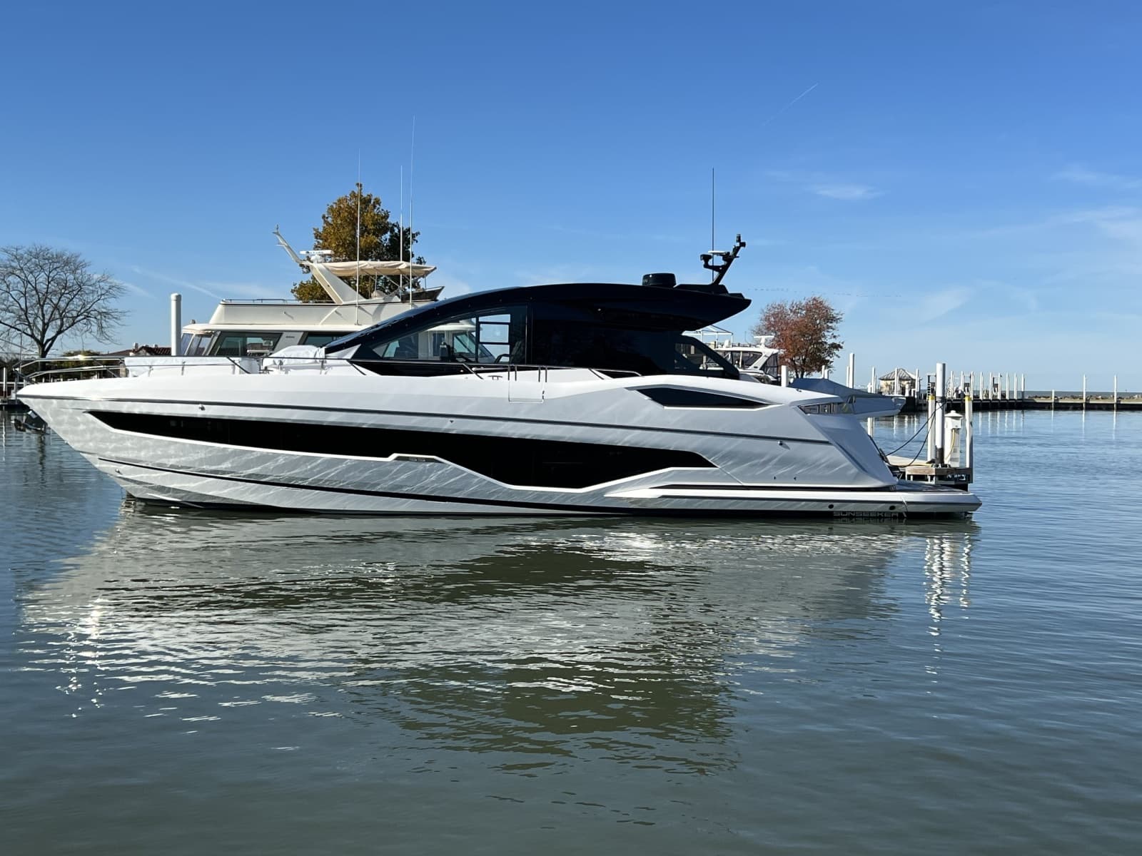 2026 Sunseeker 55 Predator - Photo 3