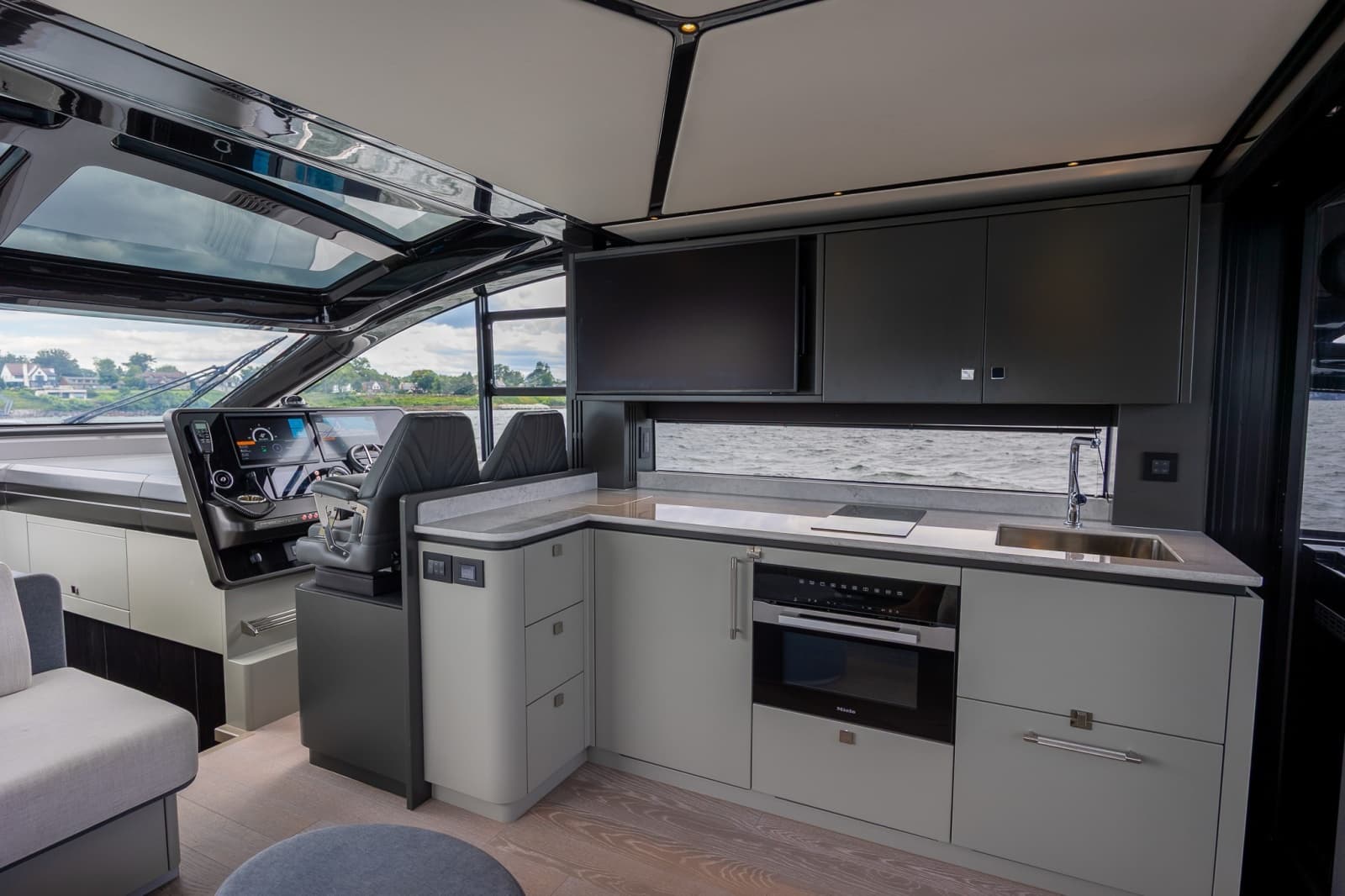 2026 Sunseeker 55 Predator - Photo 29