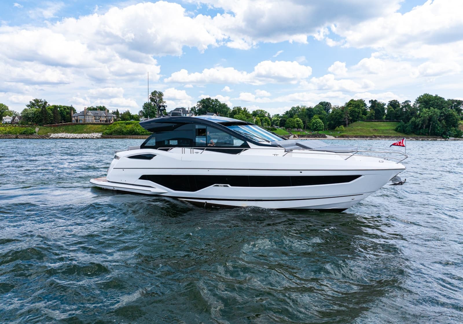 2026 Sunseeker 55 Predator - Photo 7