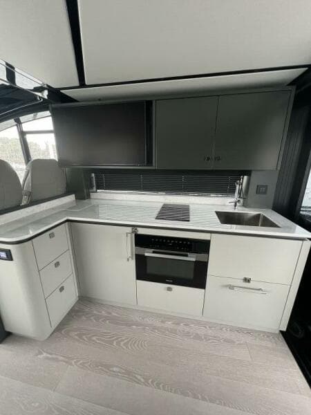 2026 Sunseeker 55 Predator