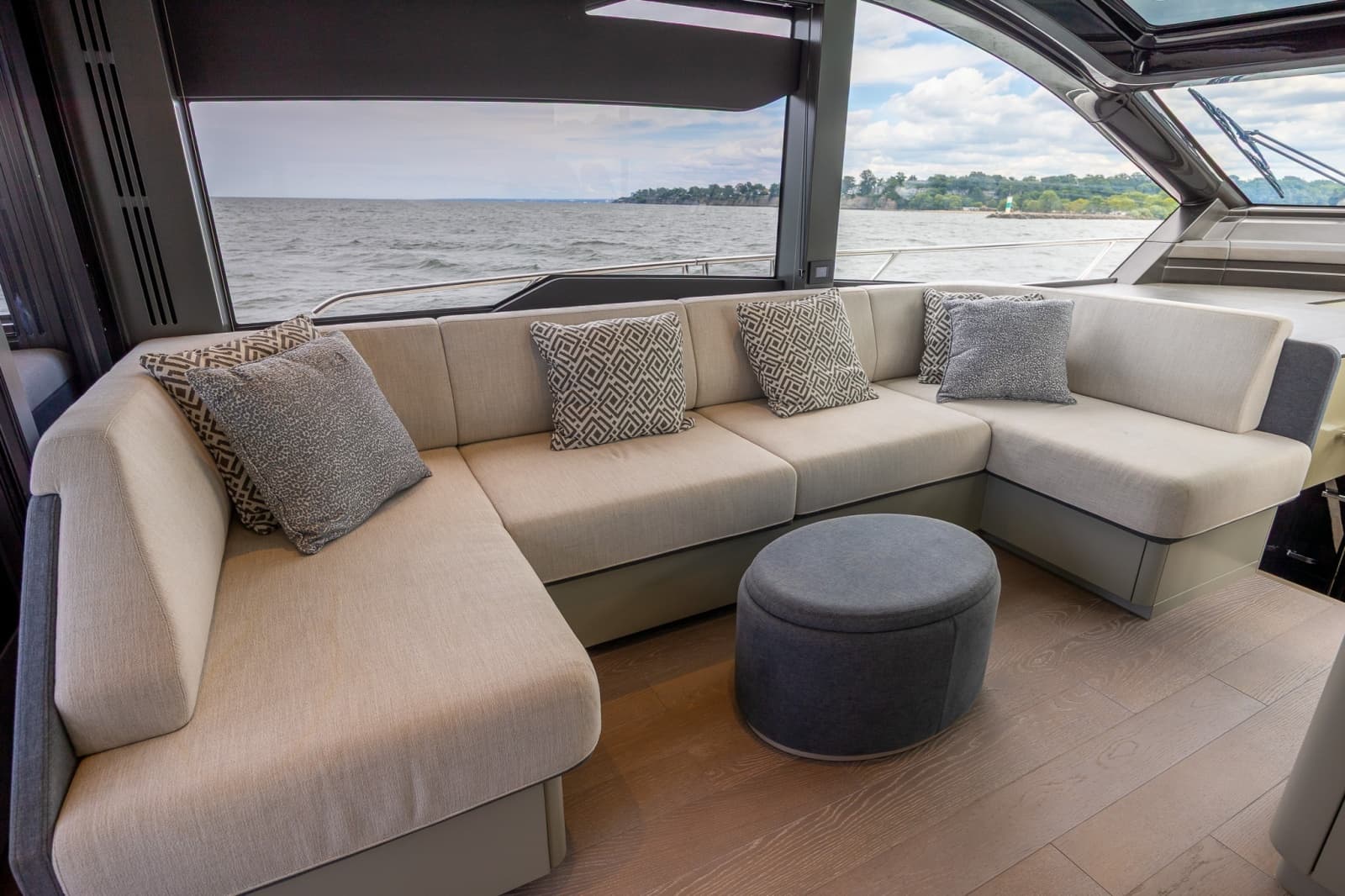 2026 Sunseeker 55 Predator - Photo 32