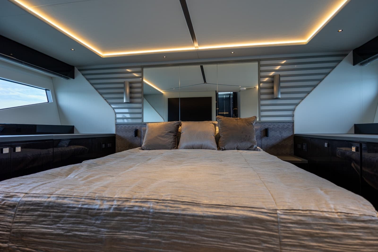2026 Sunseeker 55 Predator - Photo 47