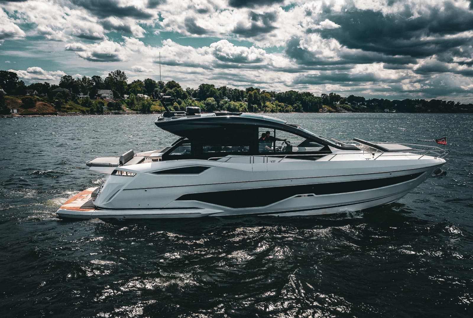 2026 Sunseeker 55 Predator - Photo 8