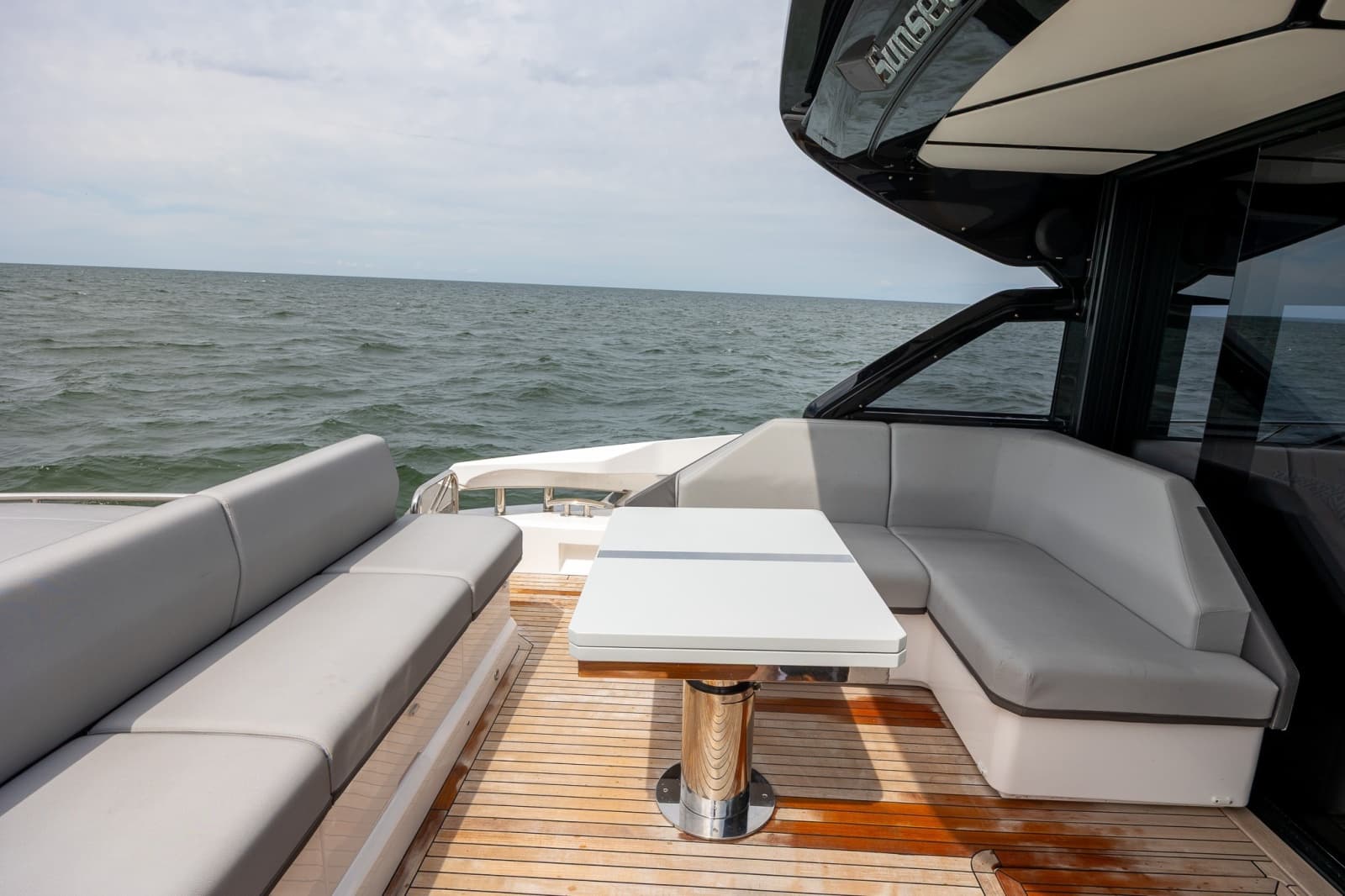 2026 Sunseeker 55 Predator - Photo 23
