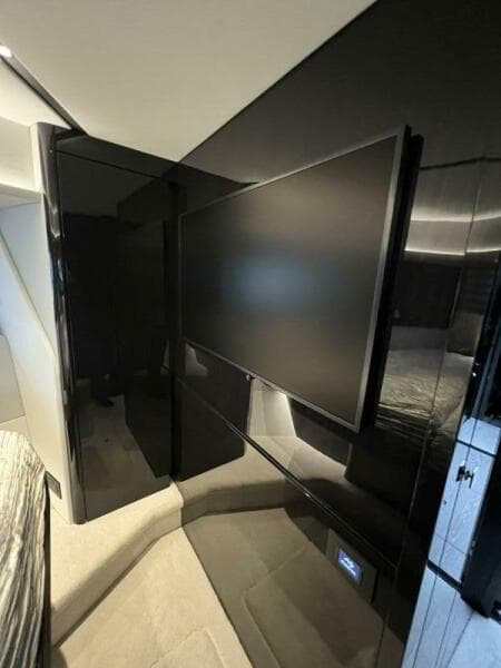 2026 Sunseeker 55 Predator