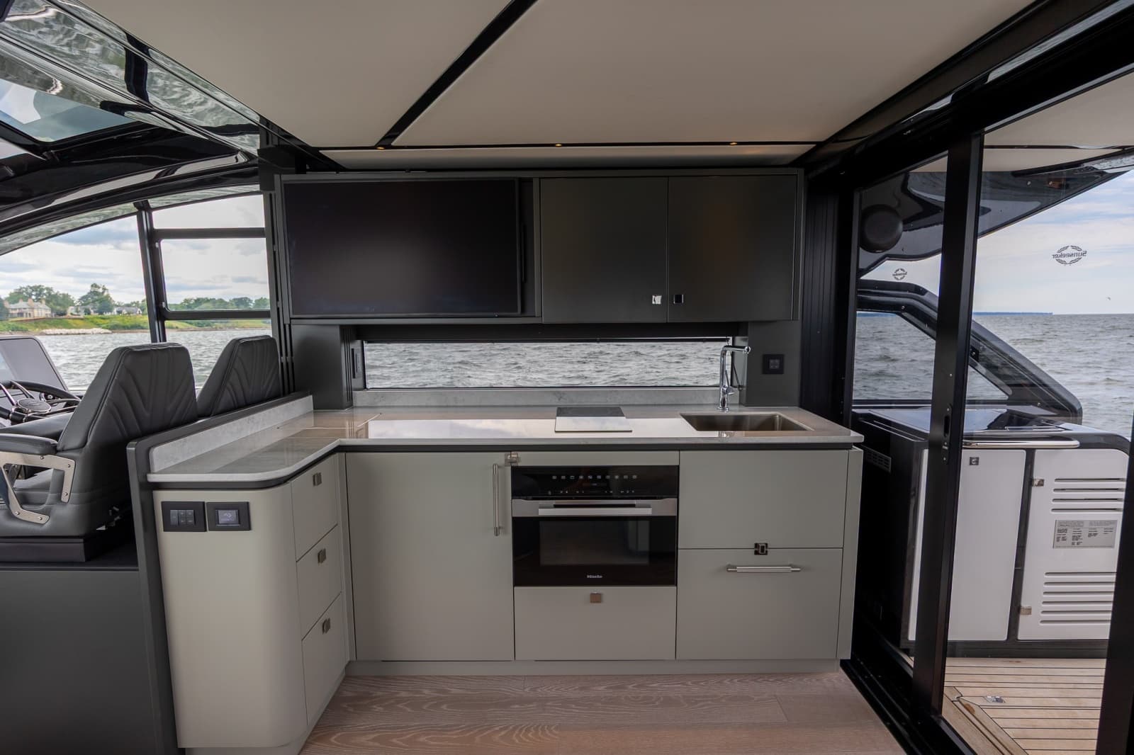2026 Sunseeker 55 Predator - Photo 30