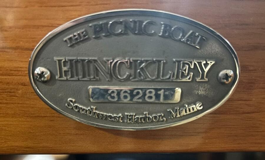 2003 Hinckley 36 Picnic Boat EP