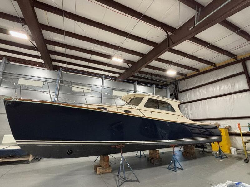 2003 Hinckley 36 Picnic Boat EP