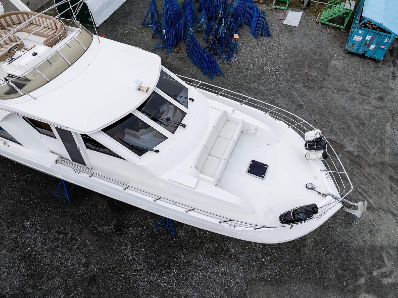 2001 Navigator 61 Pilothouse - Photo 45
