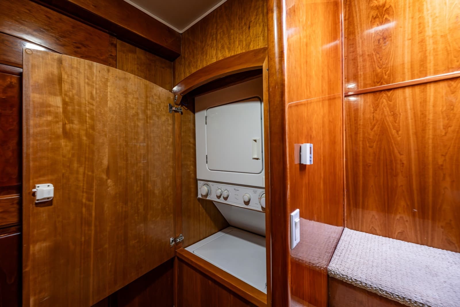 2001 Navigator 61 Pilothouse - Photo 79