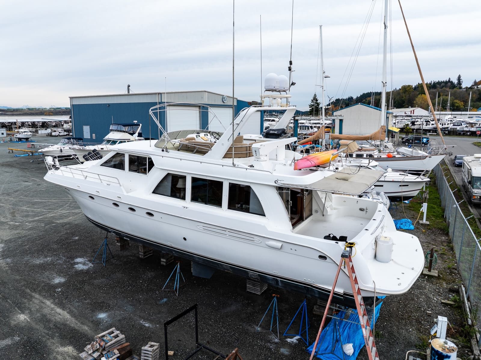 2001 Navigator 61 Pilothouse - Photo 47