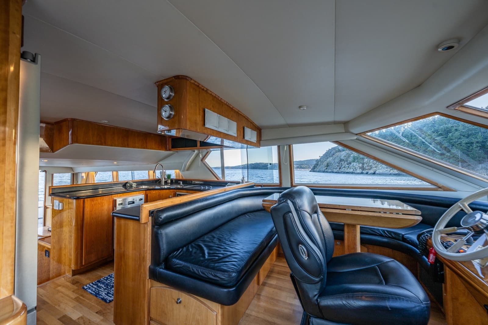 2001 Navigator 61 Pilothouse - Photo 28