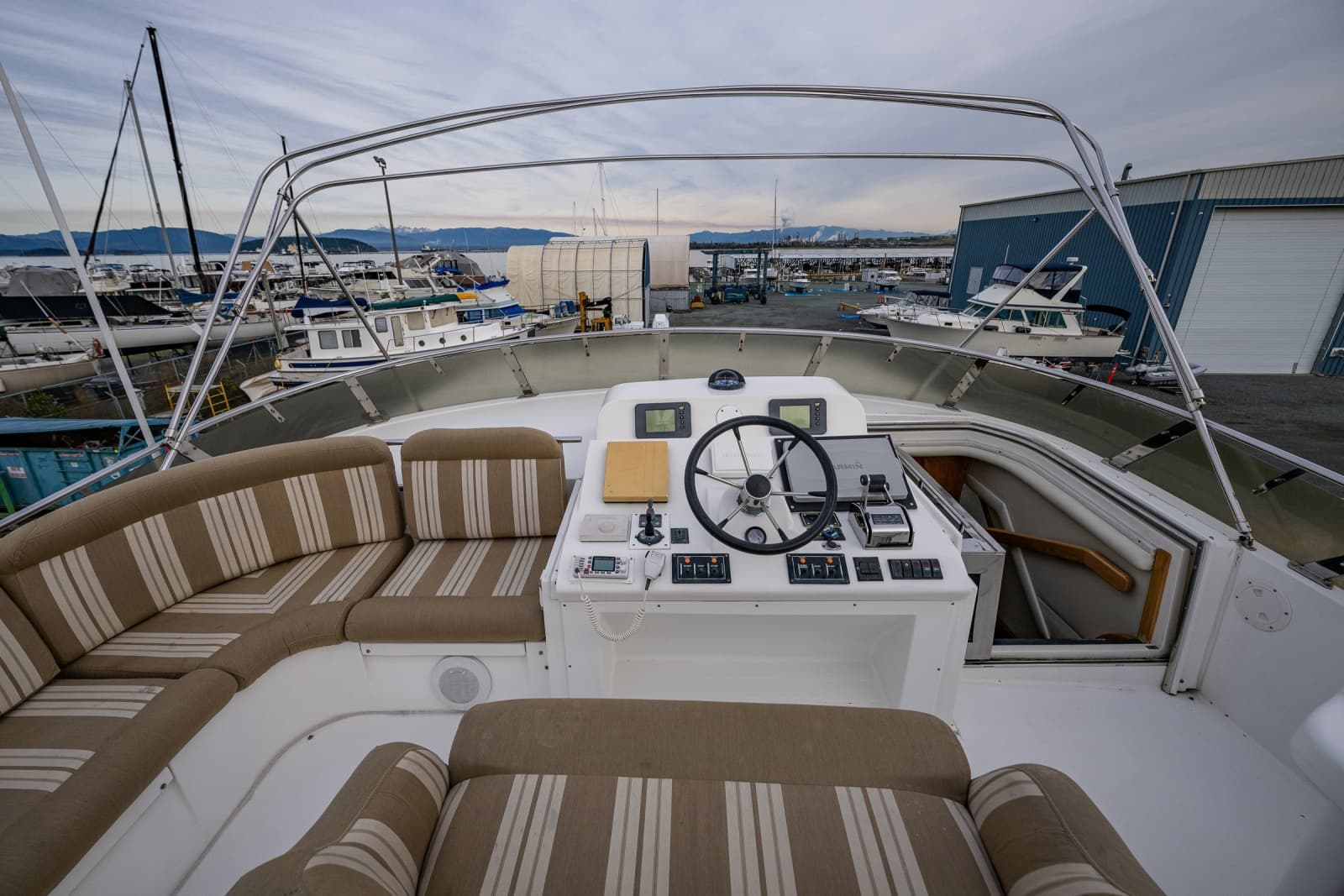2001 Navigator 61 Pilothouse - Photo 68