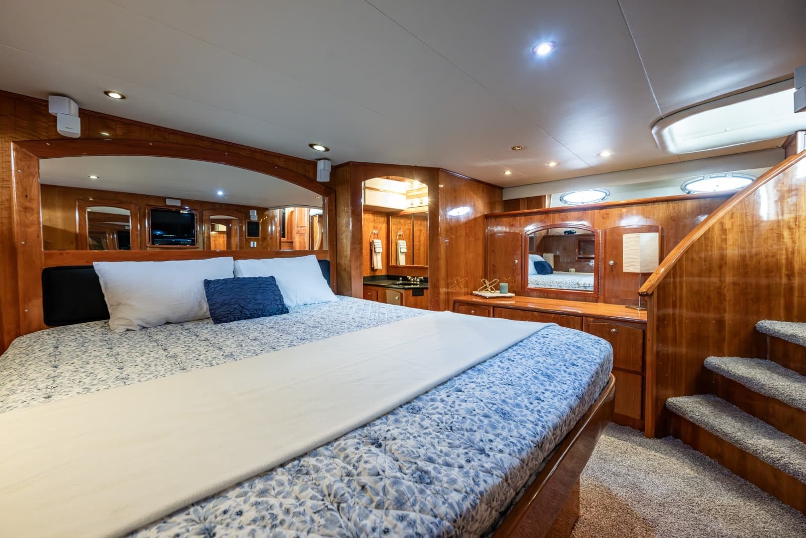 2001 Navigator 61 Pilothouse - Photo 61