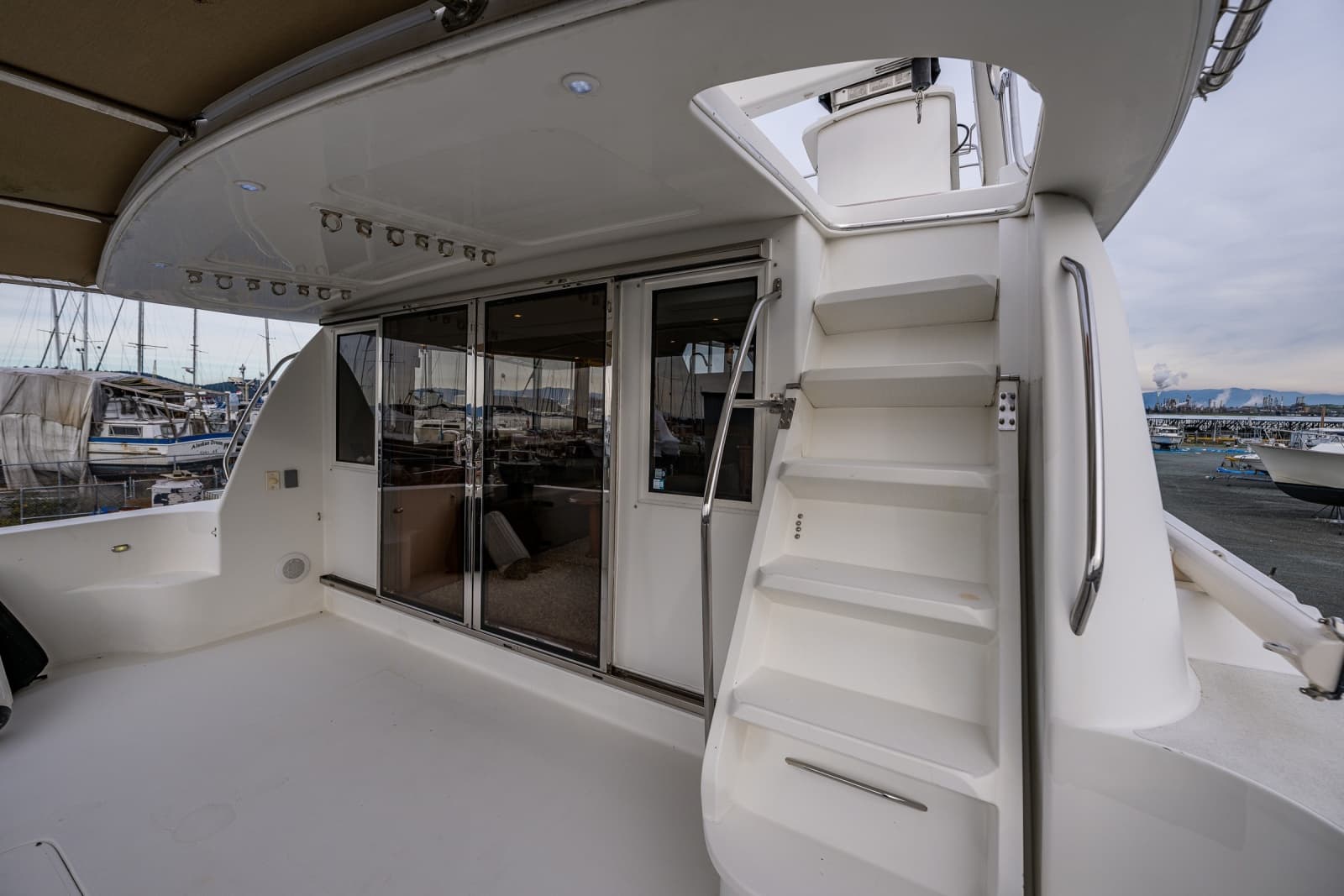 2001 Navigator 61 Pilothouse - Photo 84