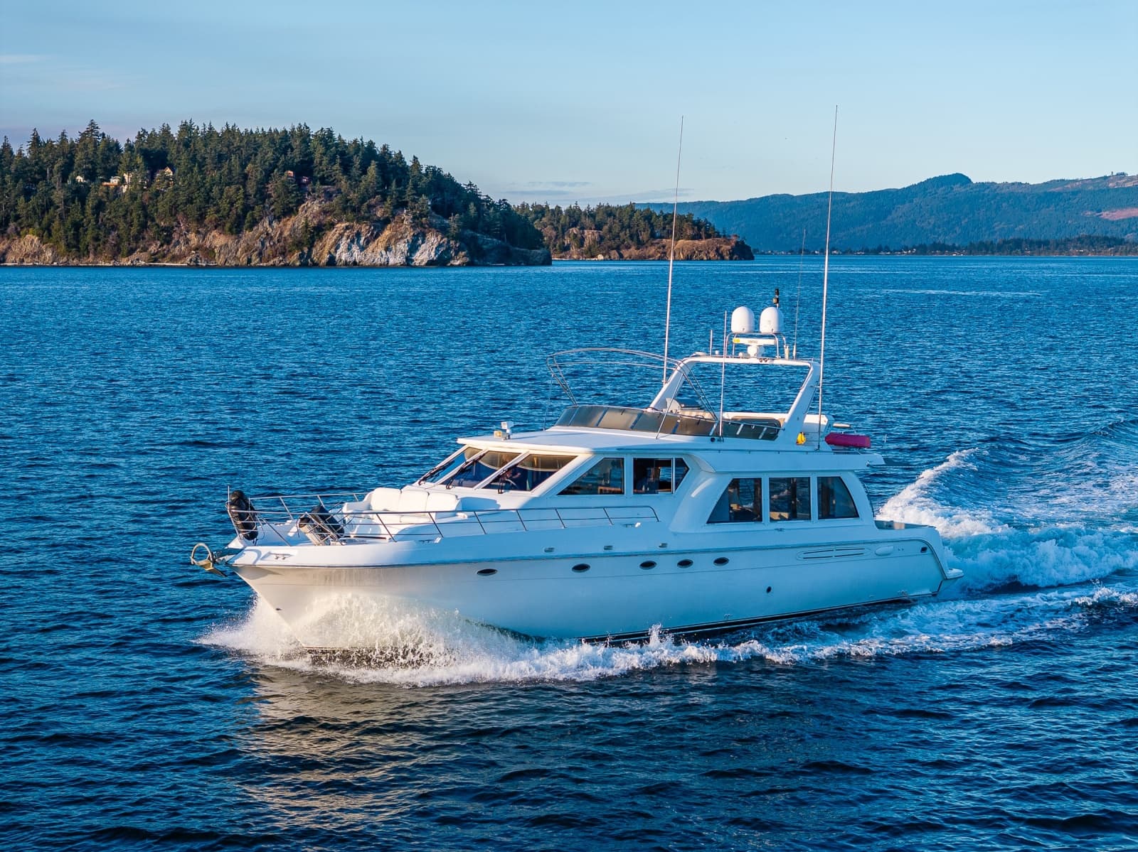 2001 Navigator 61 Pilothouse - Photo 8