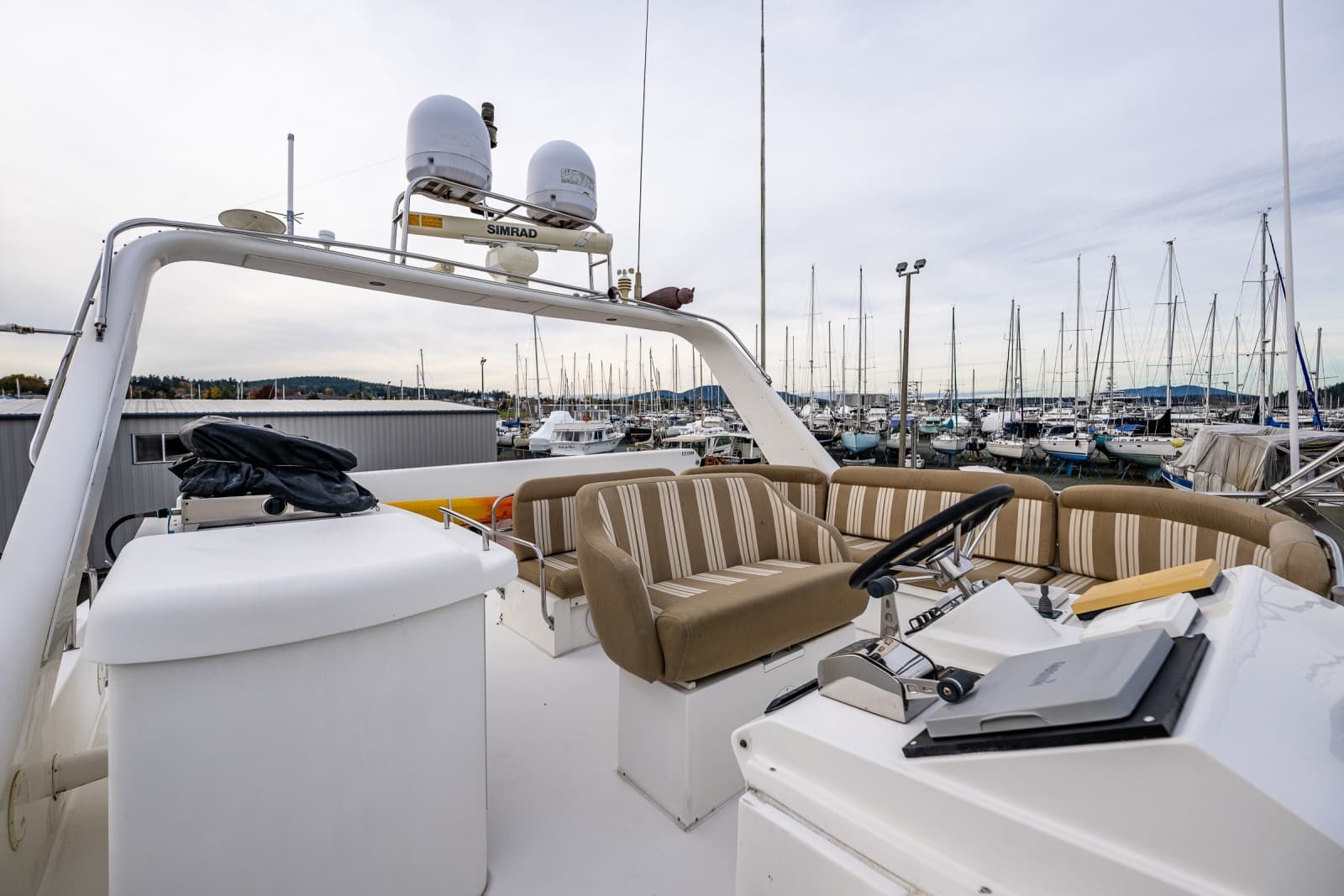 2001 Navigator 61 Pilothouse - Photo 86