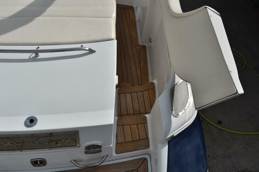 2003 Chris-Craft Launch 25