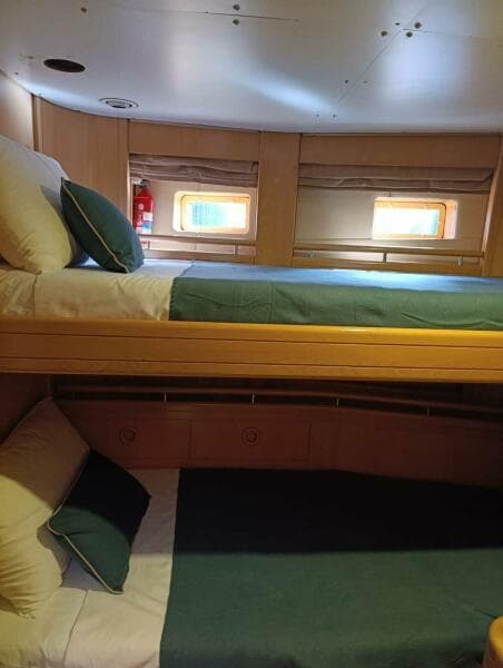 1989 Sensation Yachts 