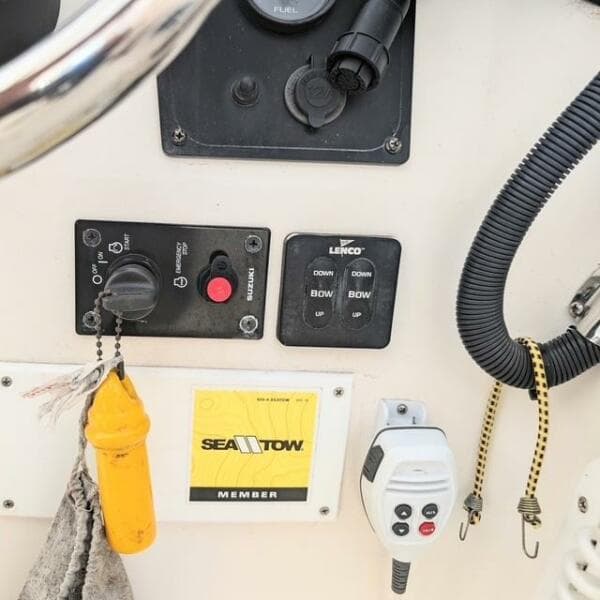 2003 Palm Beach 22DC White Cap