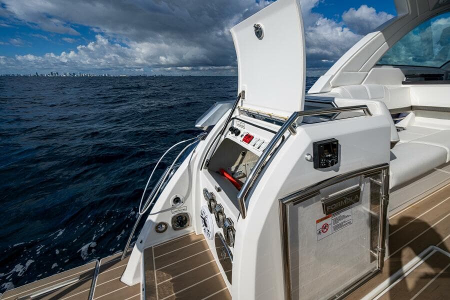 2022 Formula 380 ssc