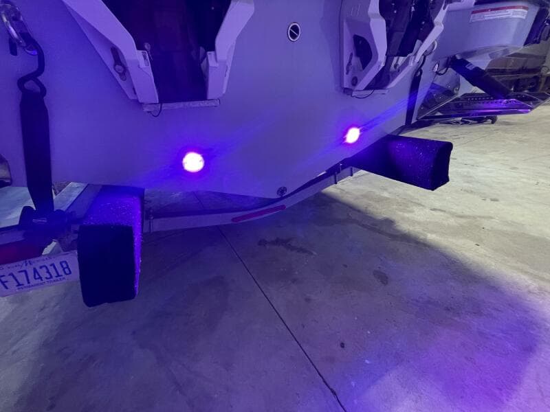 2025 Stingray 253 Center Console - Photo 7