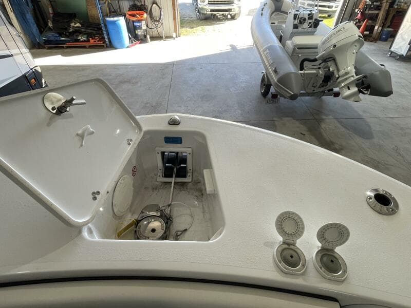 2025 Stingray 253 Center Console - Photo 42